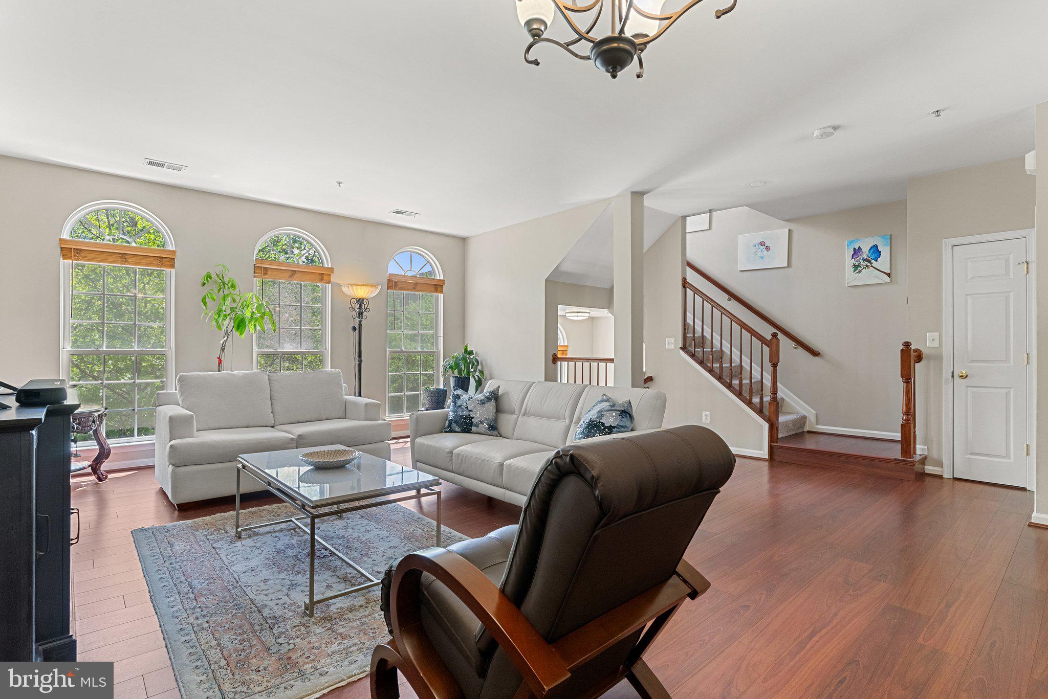 4463-B Beacon Grove Cir #702b