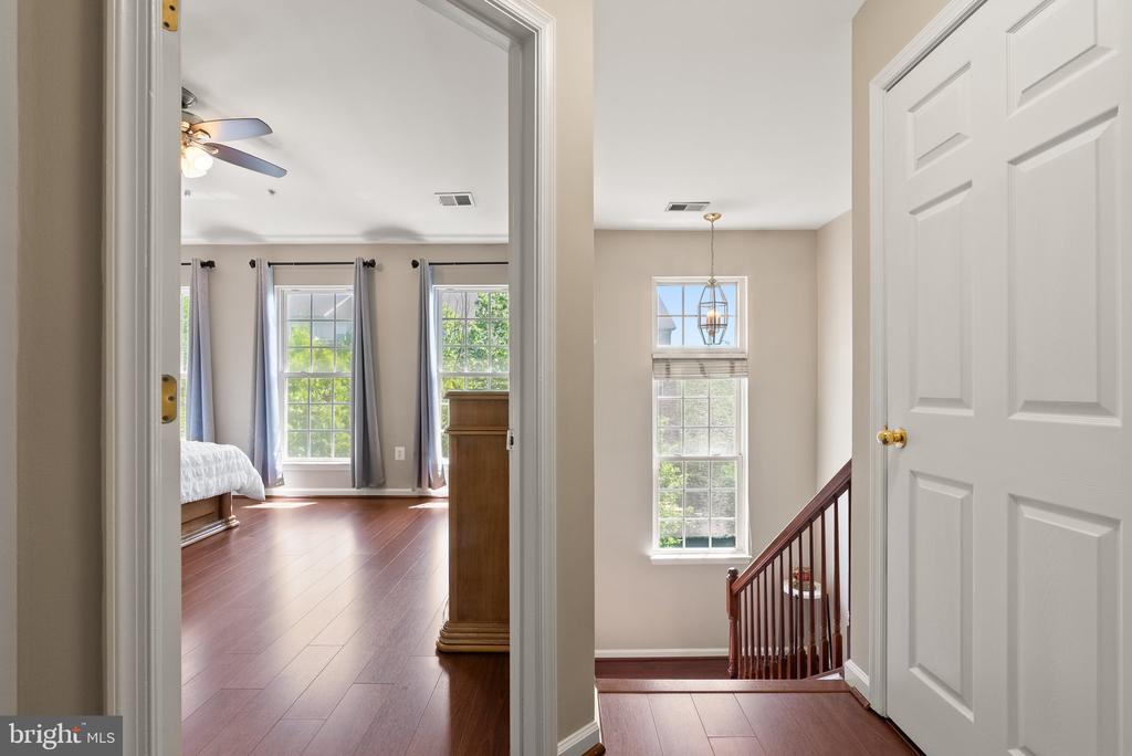 4463-B Beacon Grove Cir #702b