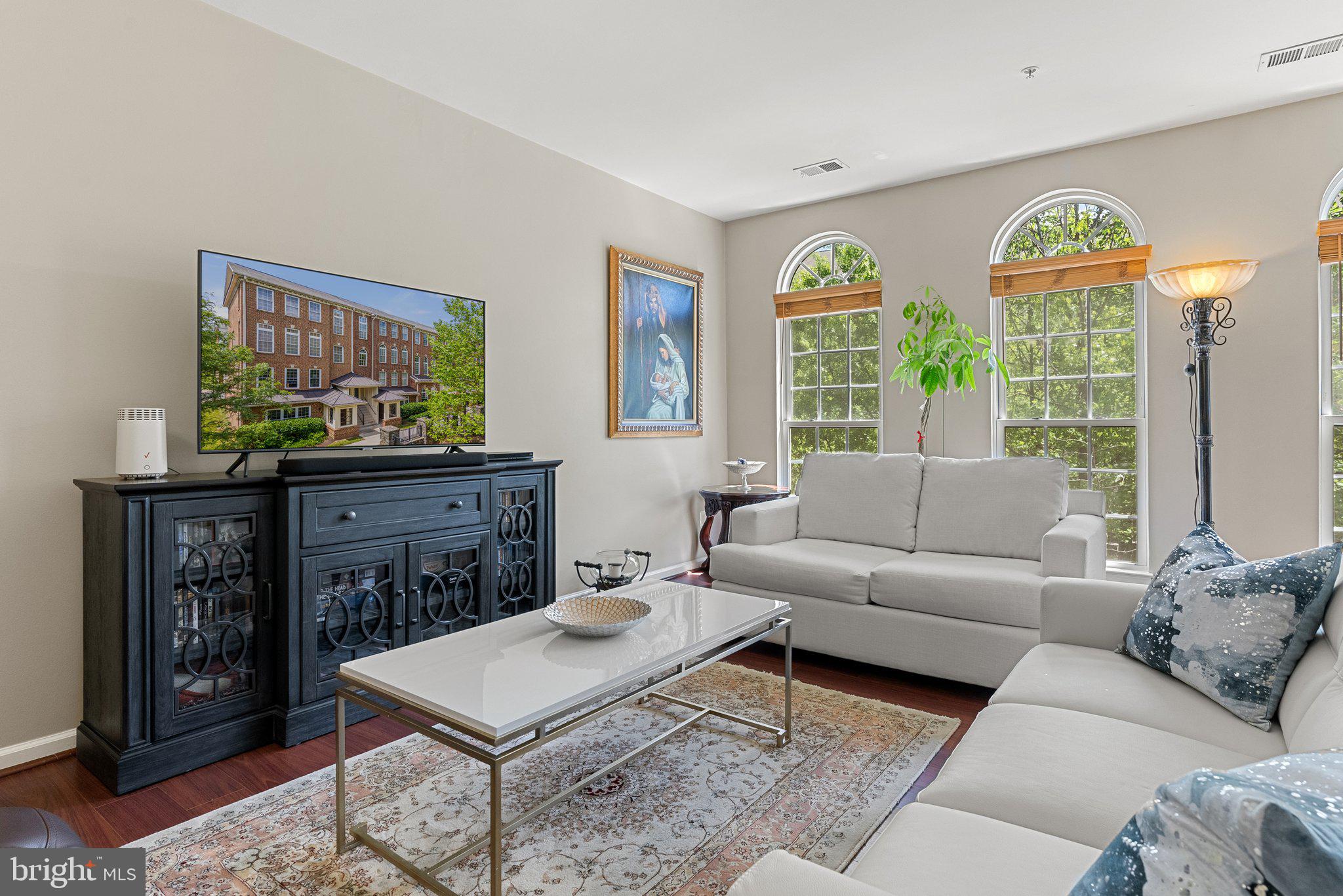 4463-B Beacon Grove Cir #702b