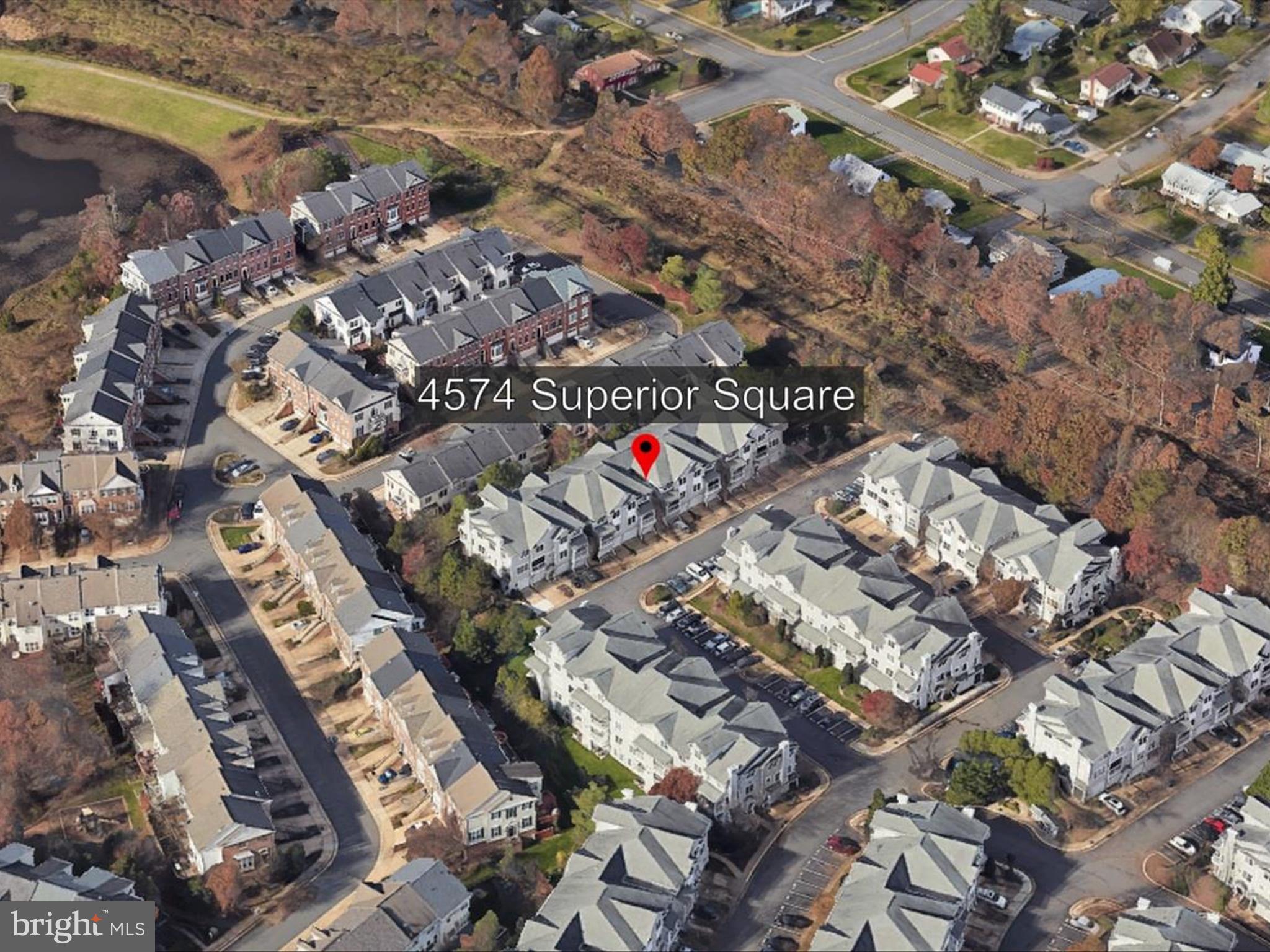4574 Superior Sq