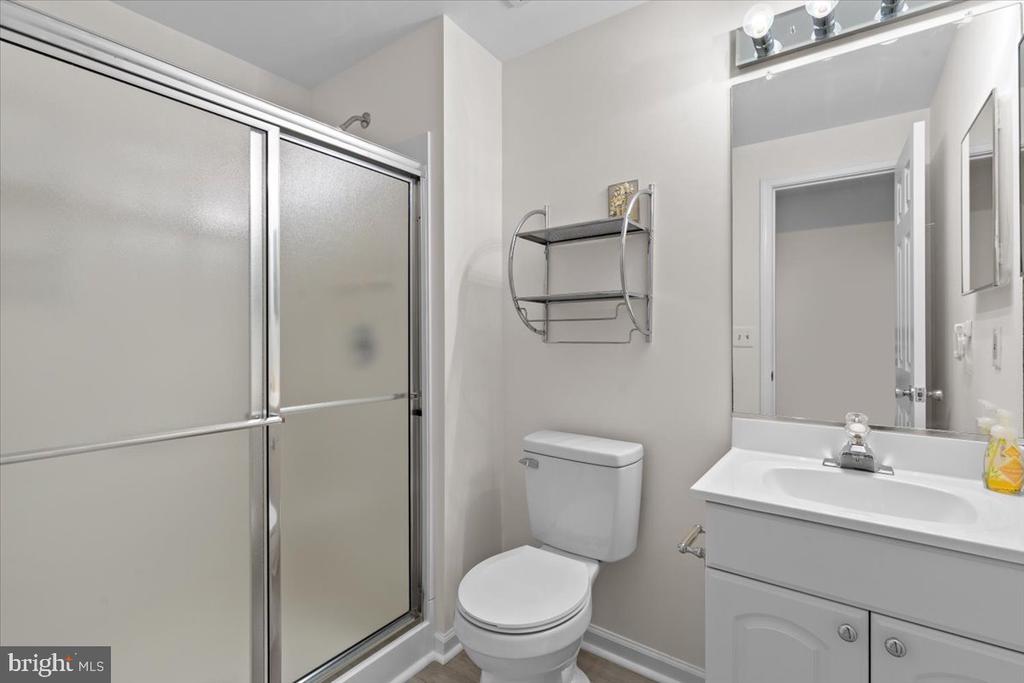 1587 Kingstream Cir