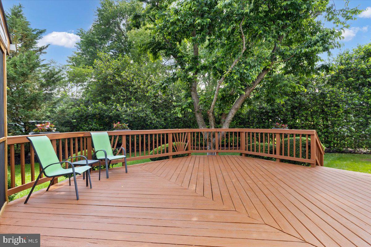 1587 Kingstream Cir