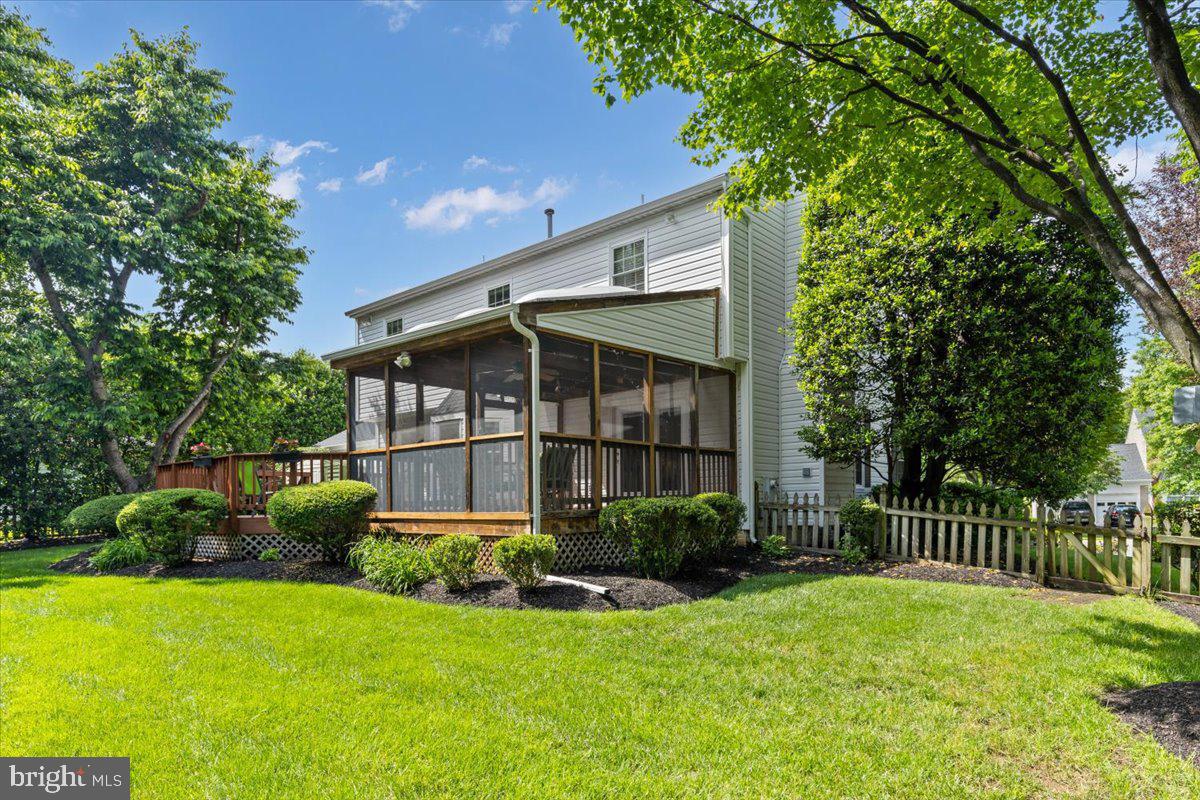 1587 Kingstream Cir