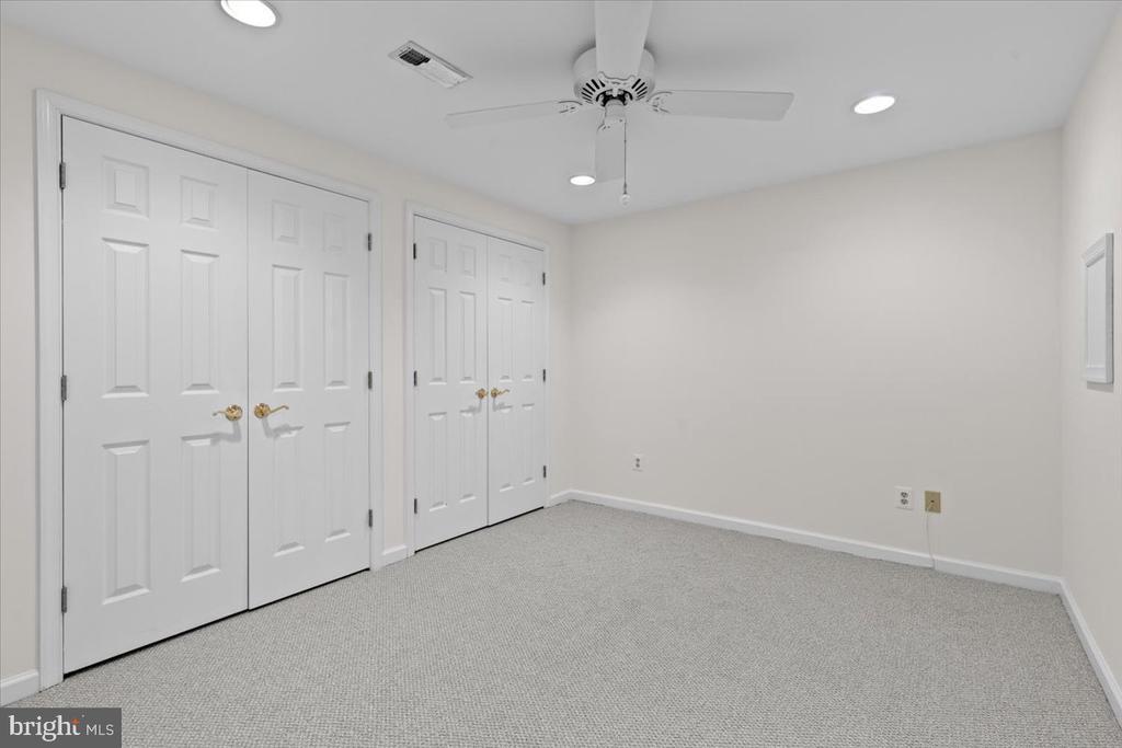 1587 Kingstream Cir