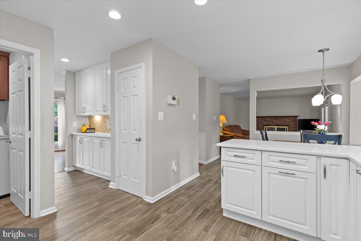 1587 Kingstream Cir