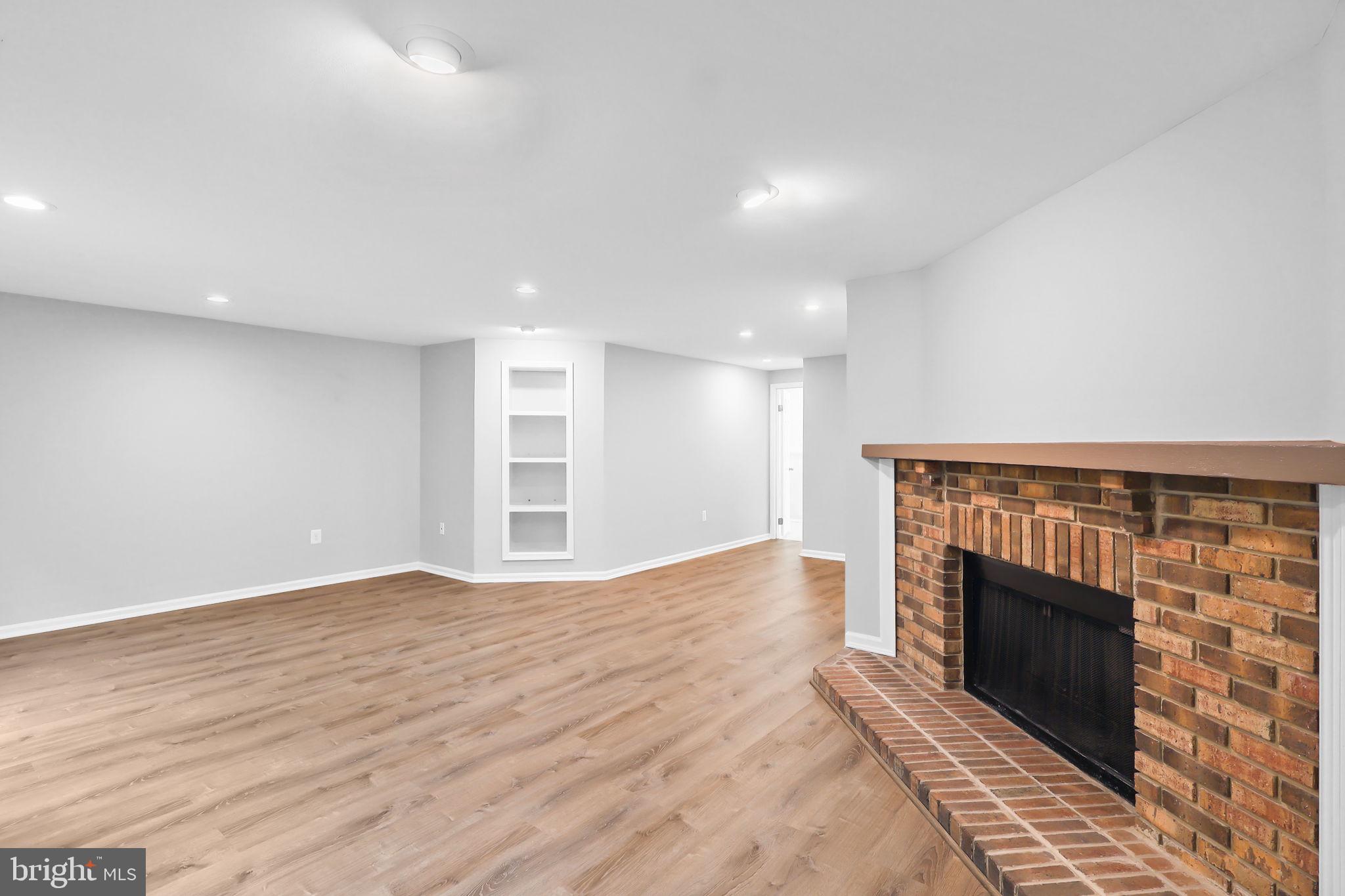 6048 HEATHWICK COURT