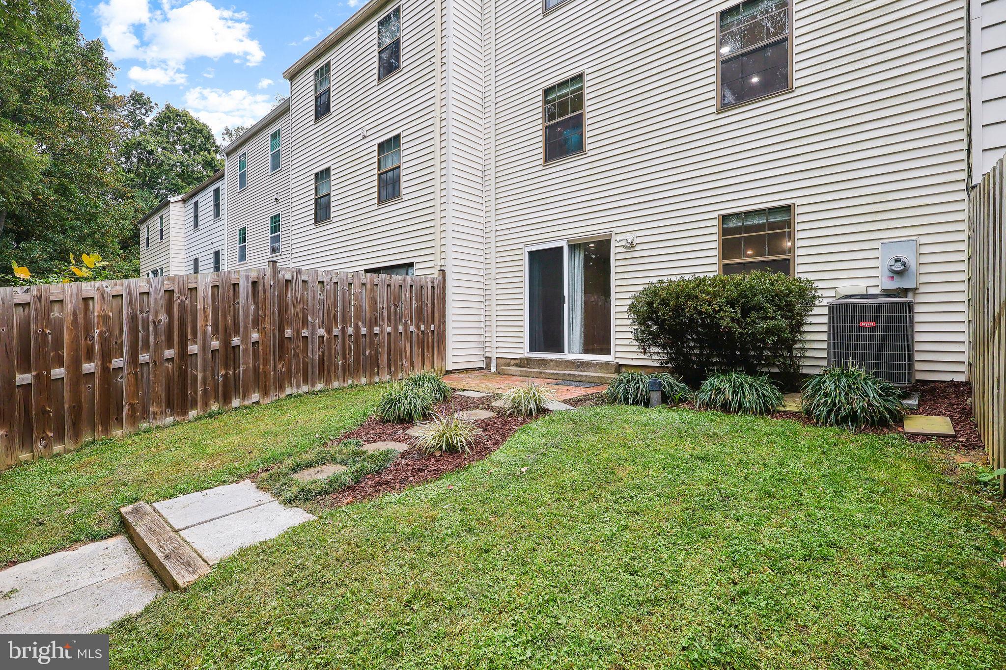 6048 HEATHWICK COURT