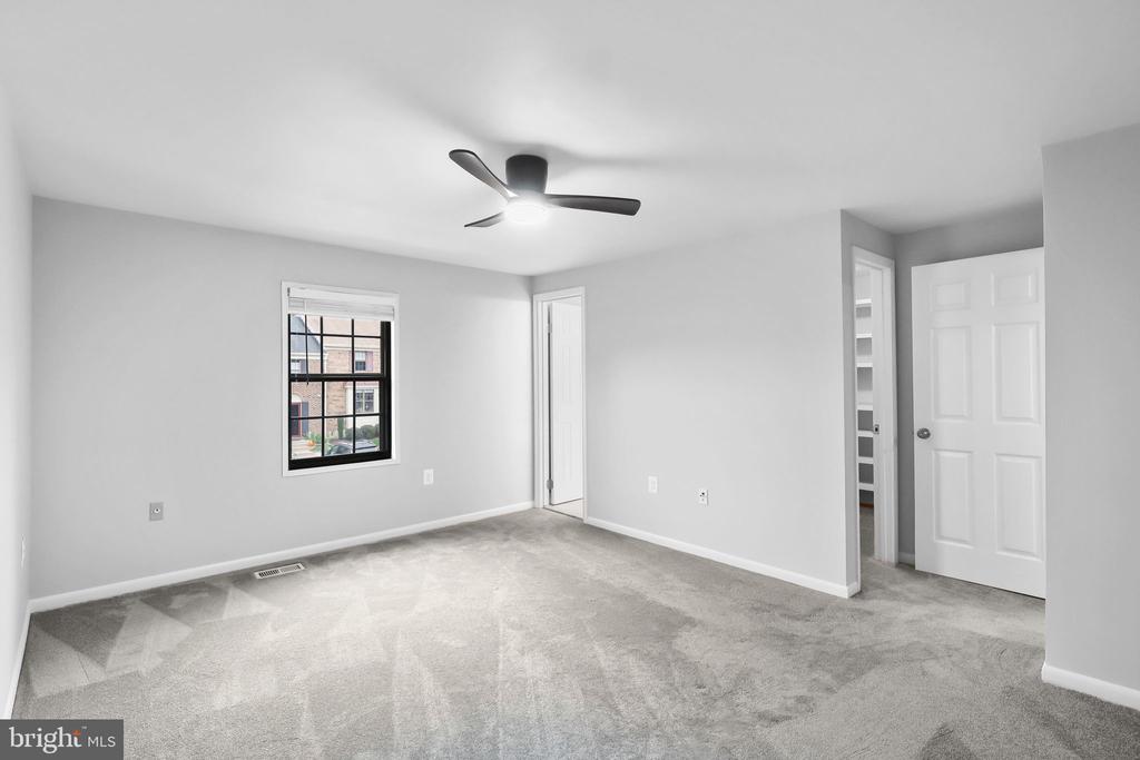 6048 HEATHWICK COURT