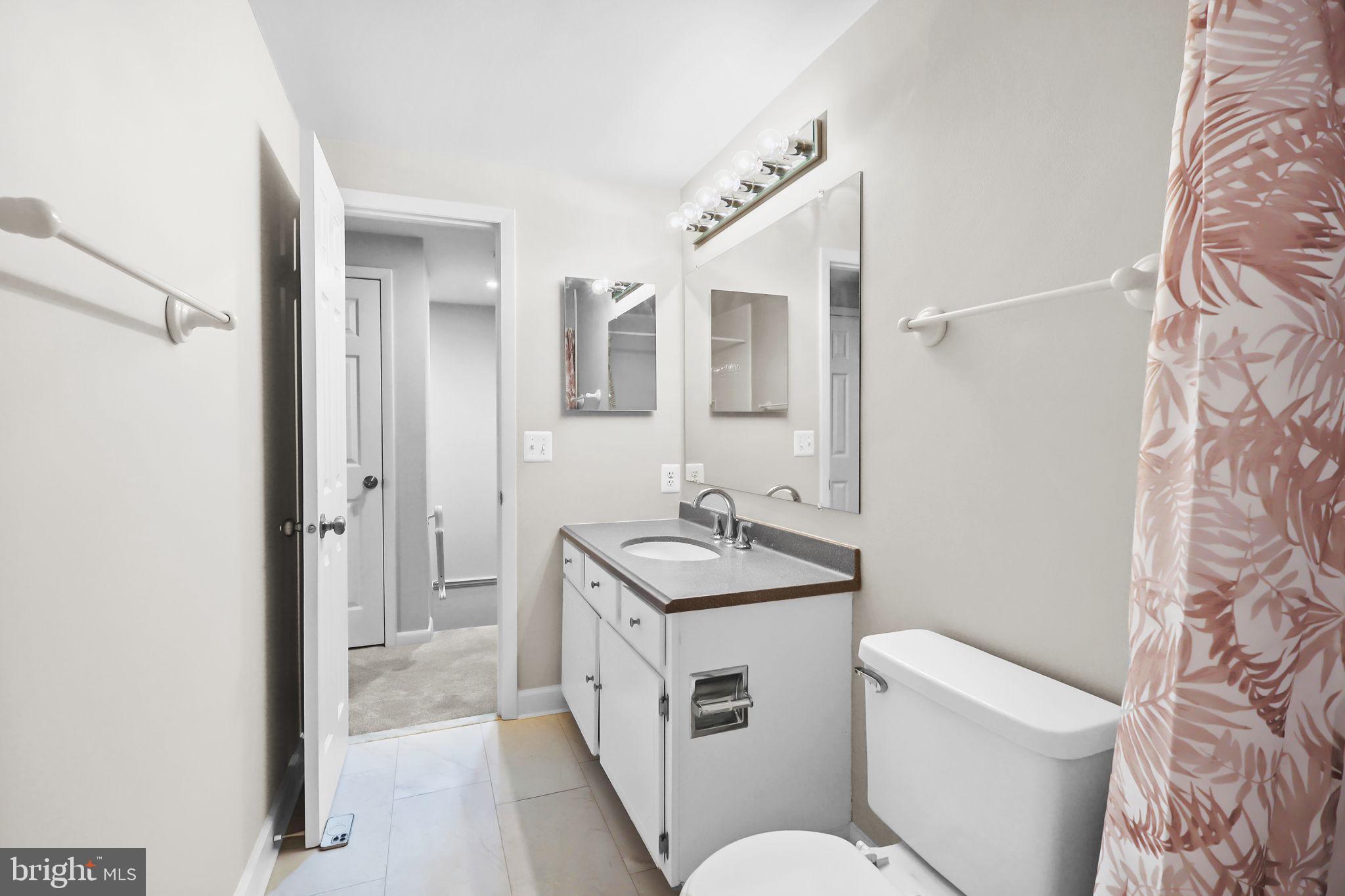 6048 HEATHWICK COURT