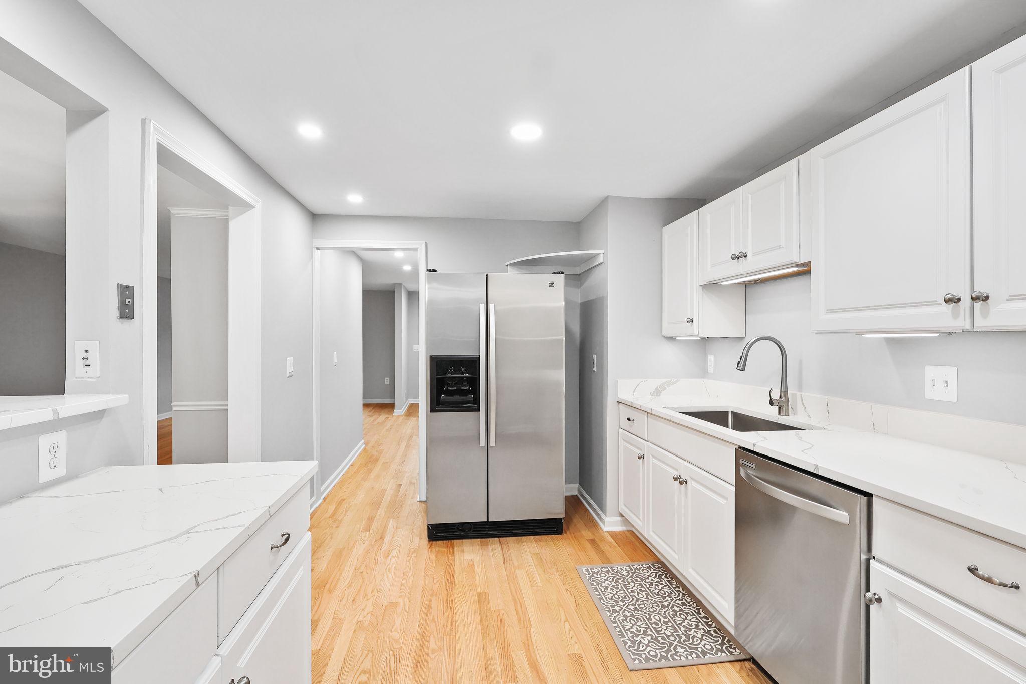 6048 HEATHWICK COURT
