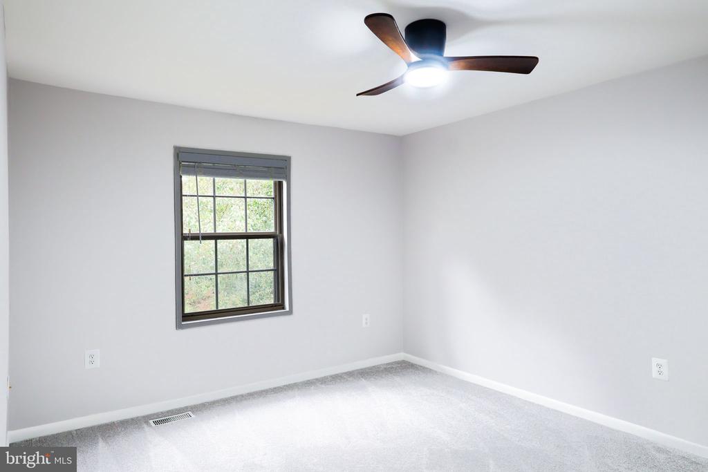 6048 HEATHWICK COURT