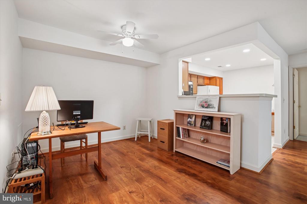 3800 RIDGE KNOLL COURT 2
