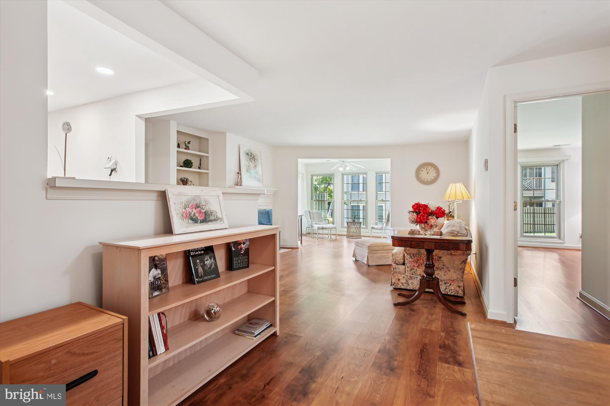 3800 RIDGE KNOLL COURT 2