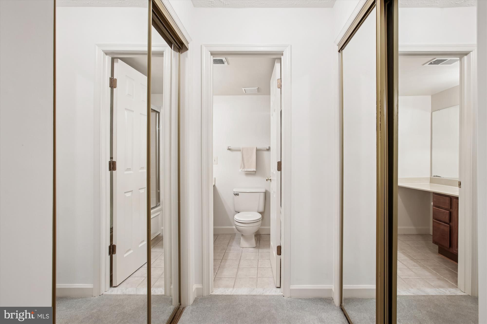 3800 RIDGE KNOLL COURT 2