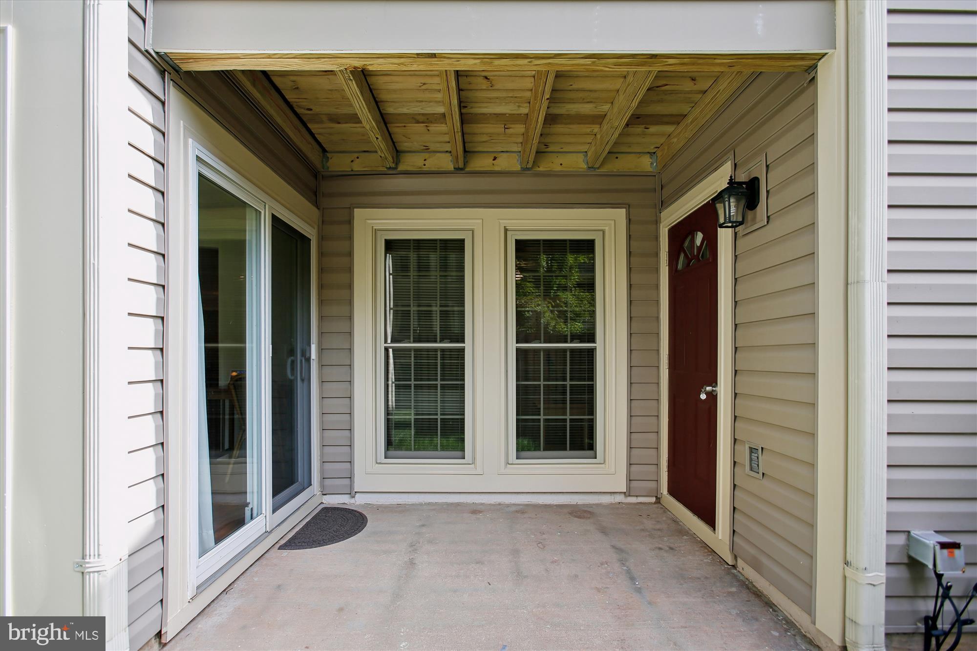 3800 RIDGE KNOLL COURT 2