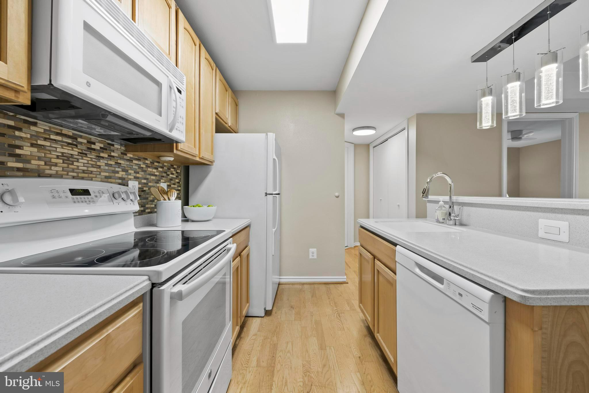 12165 PENDERVIEW TERRACE 1038