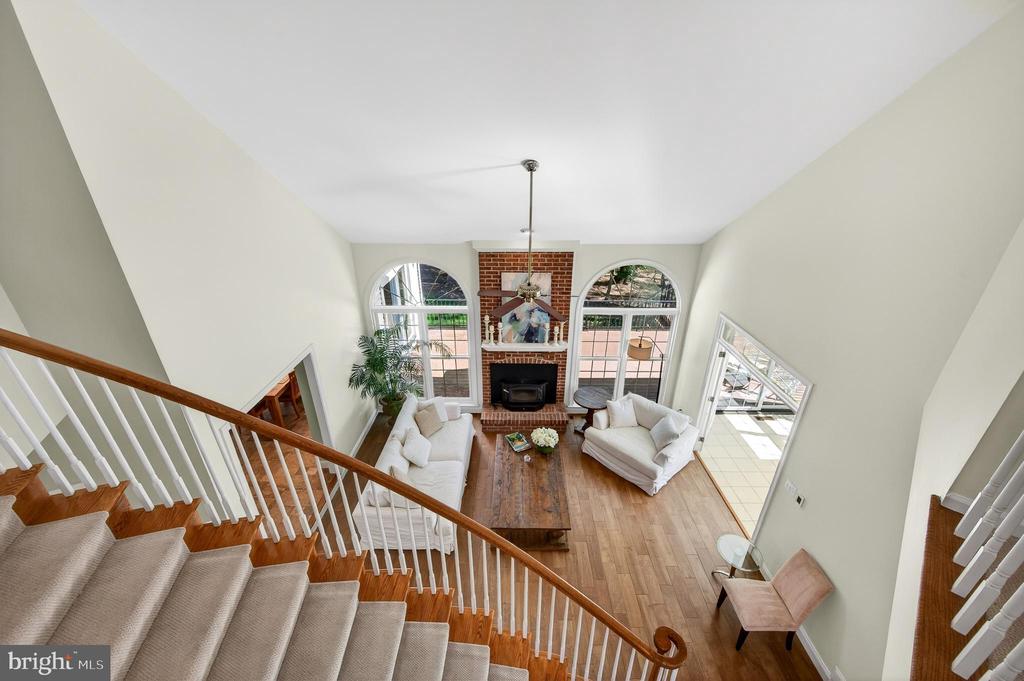 6488 LAKE MEADOW DRIVE