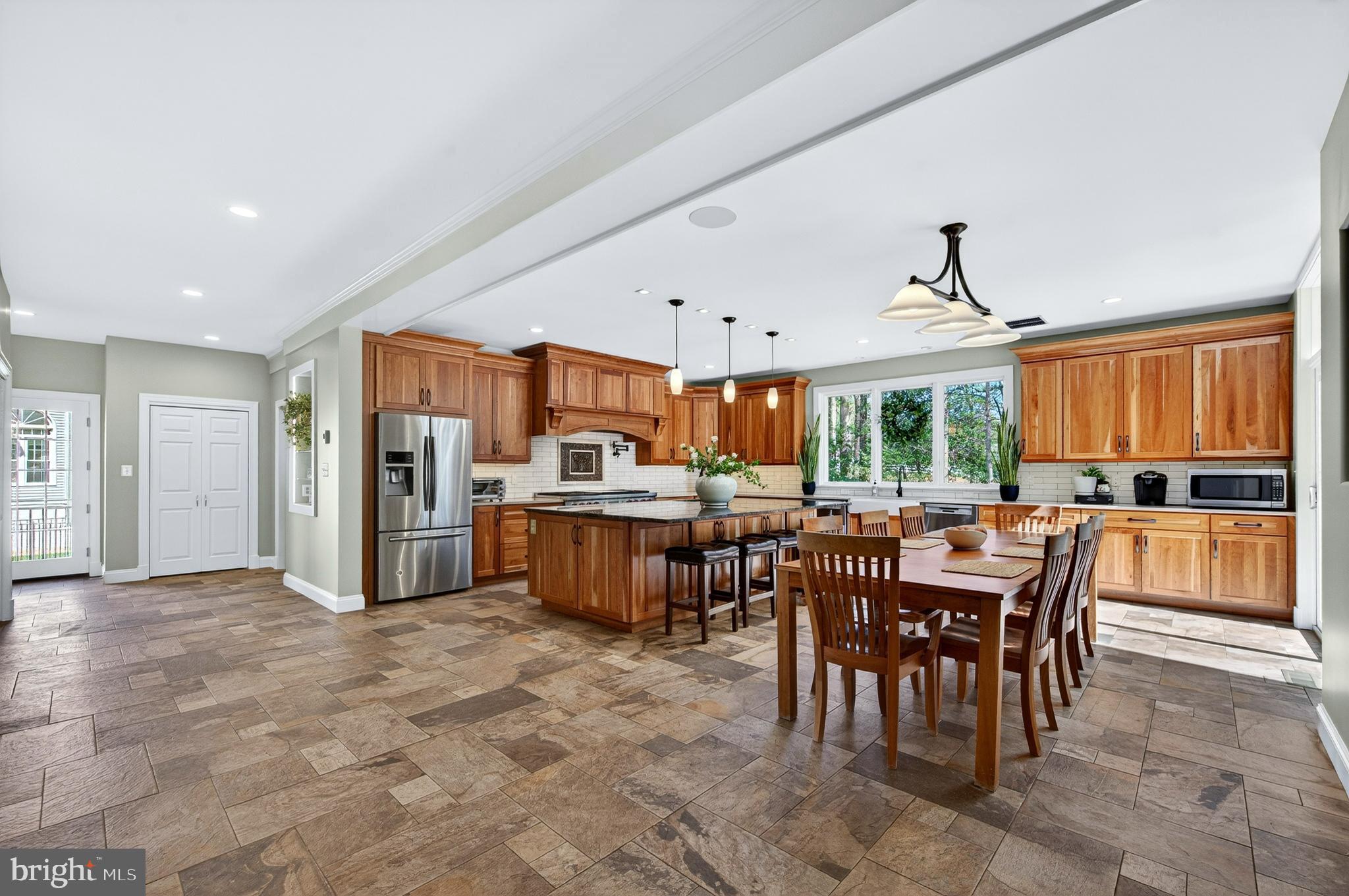 6488 LAKE MEADOW DRIVE