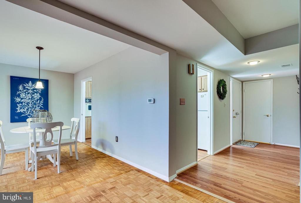 11503 LINKS DRIVE