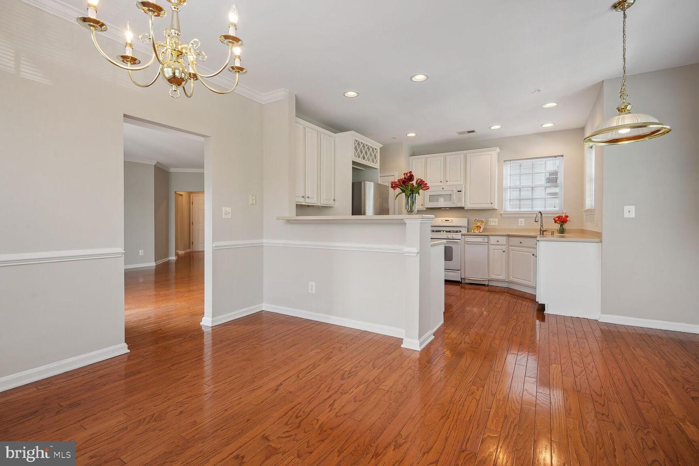 20751 Royal Palace Sq #205