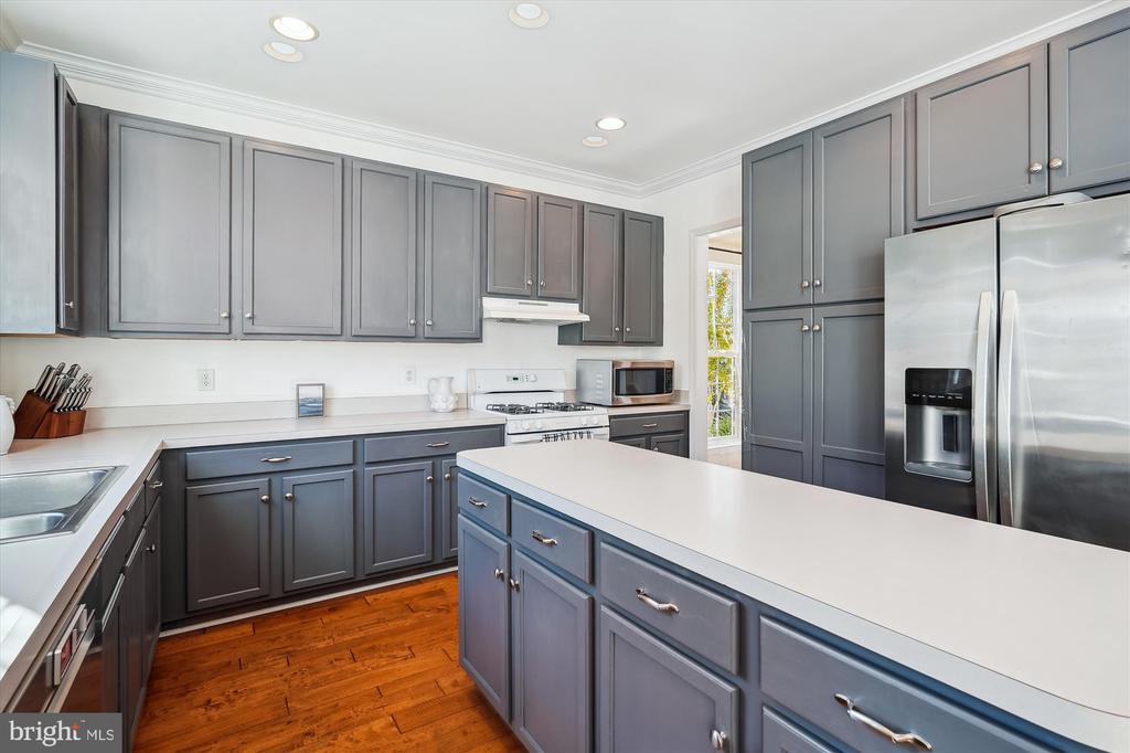 18260 Oak Lake Ct