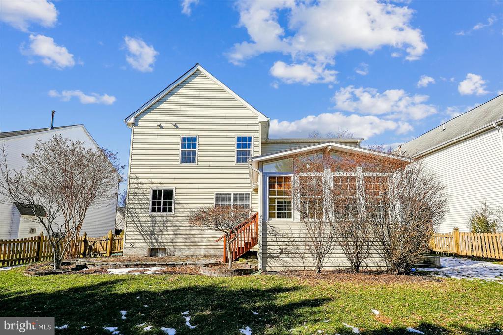 18260 Oak Lake Ct