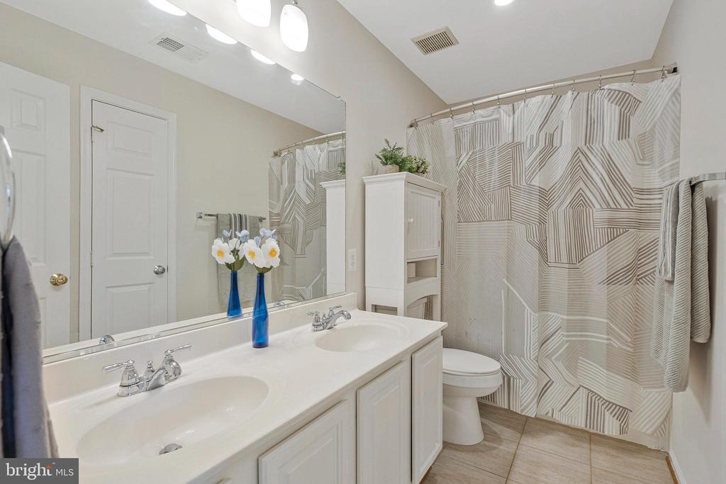 44035 RISING SUN TERRACE