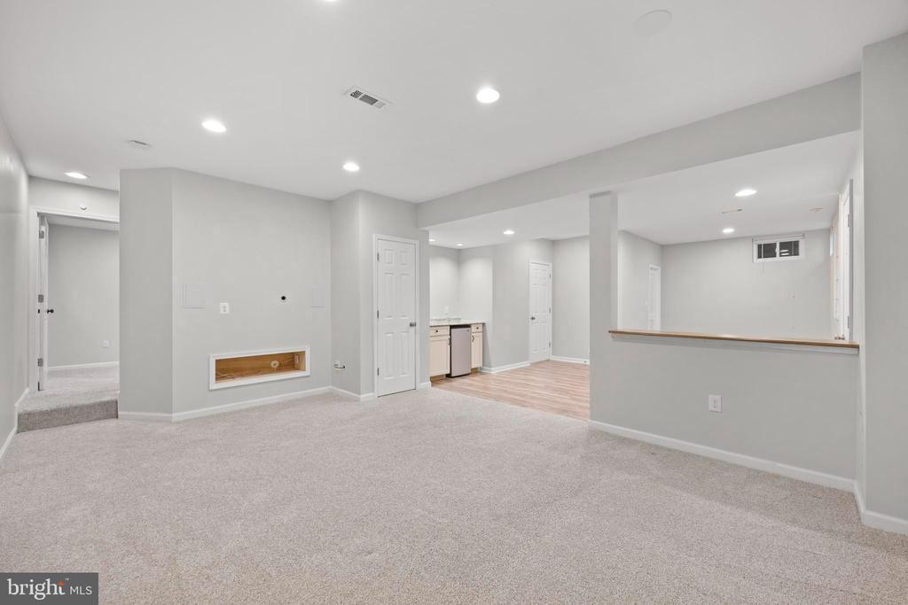 20712 PARKSIDE CIRCLE