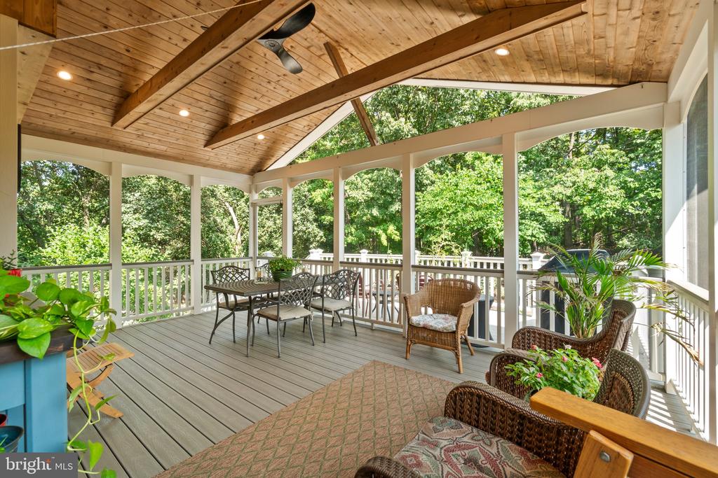2884 Nicely Ct