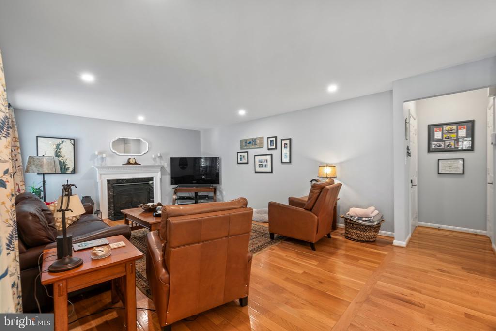 2884 Nicely Ct