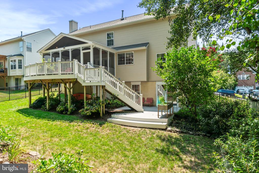 2884 Nicely Ct