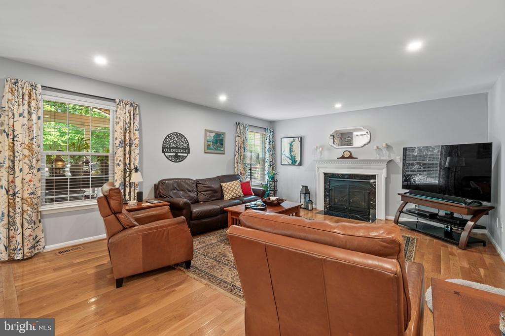 2884 Nicely Ct
