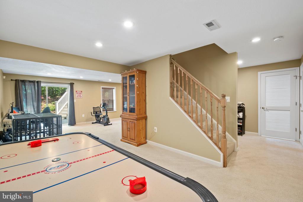 2884 Nicely Ct