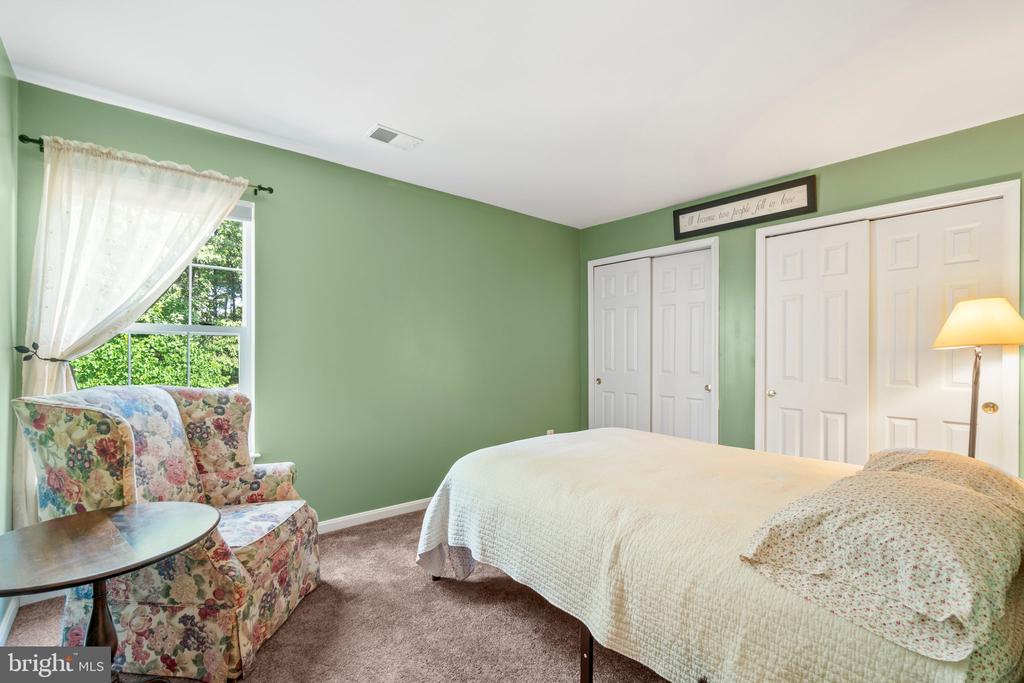 2884 Nicely Ct