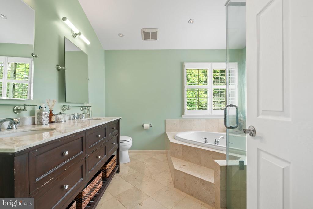 2884 Nicely Ct