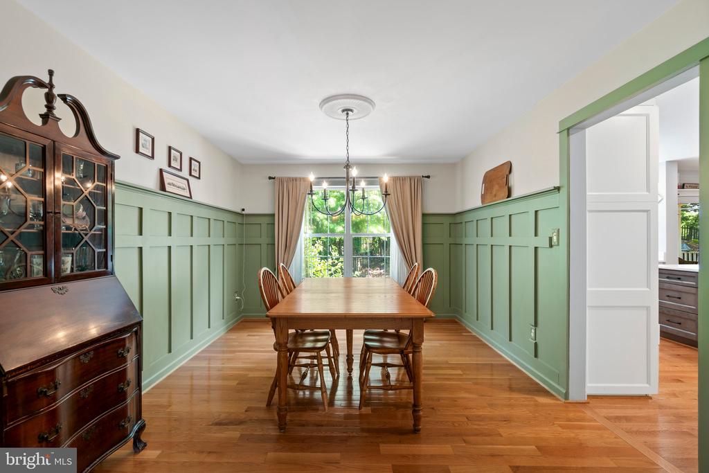 2884 Nicely Ct