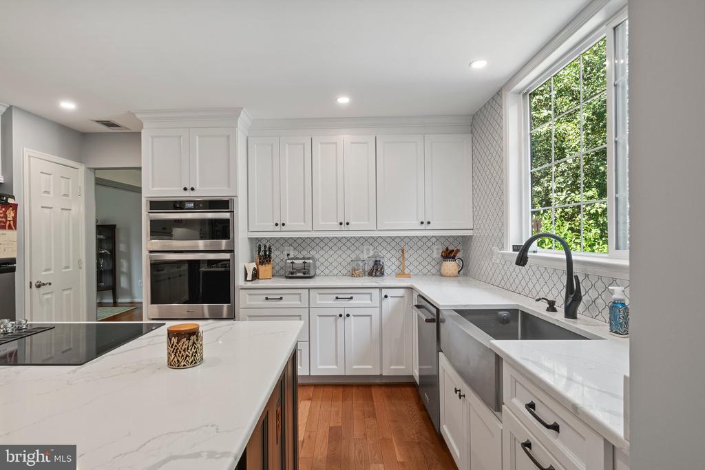 2884 Nicely Ct