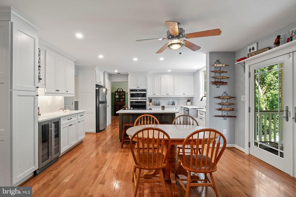 2884 Nicely Ct