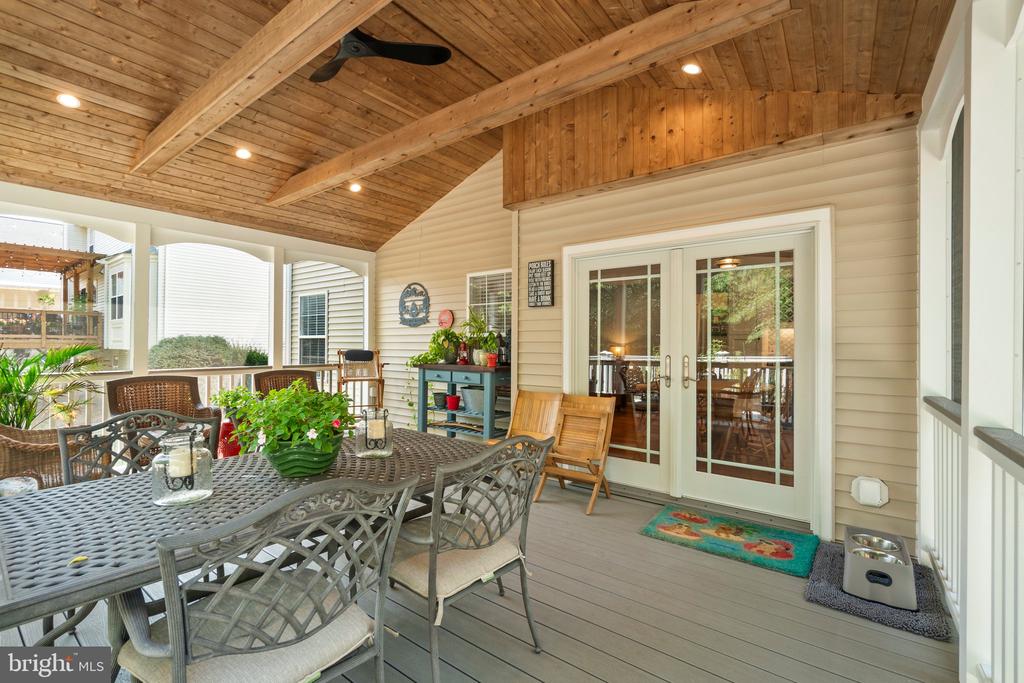 2884 Nicely Ct