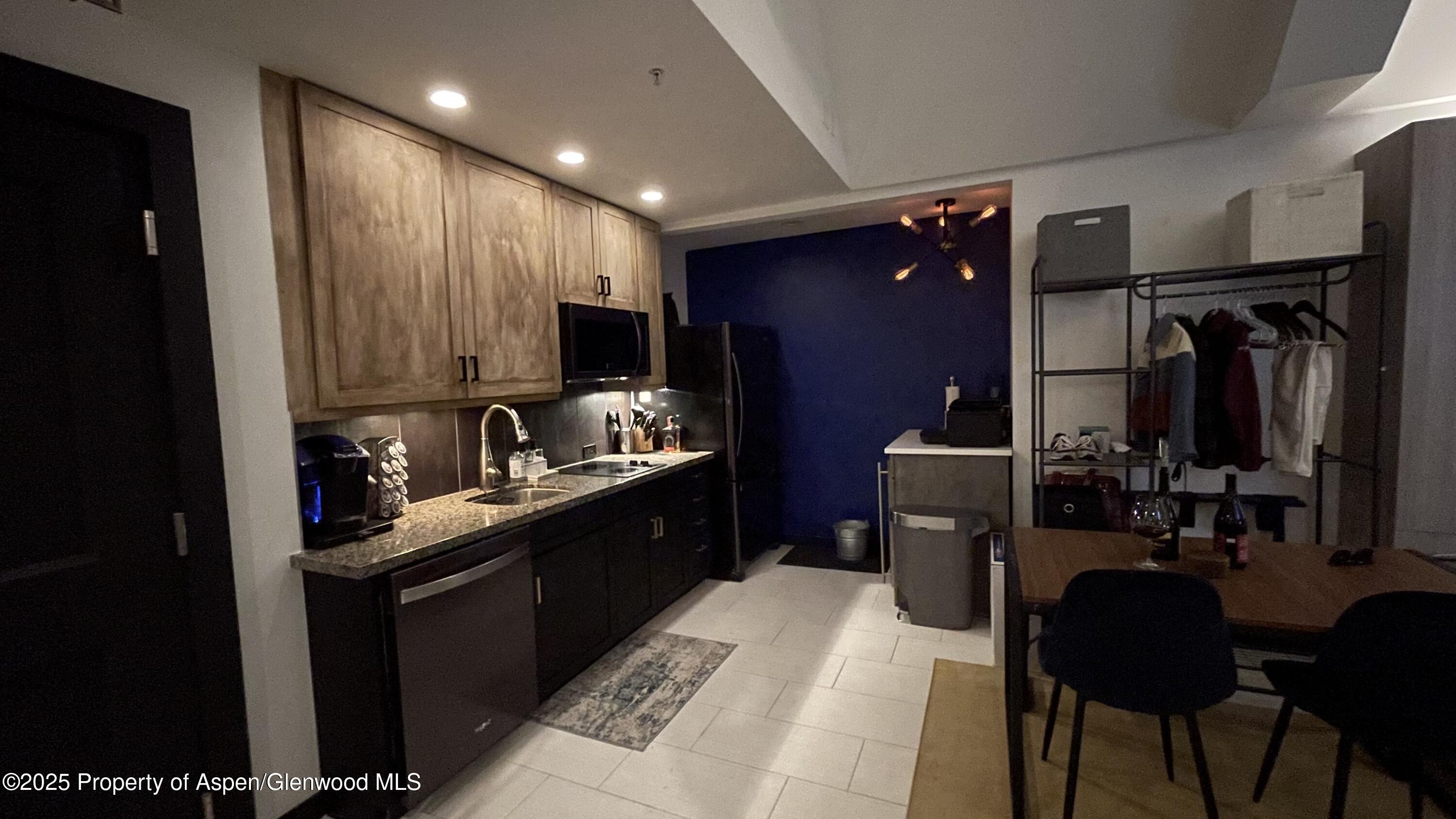 90 Carriage Way, 3515