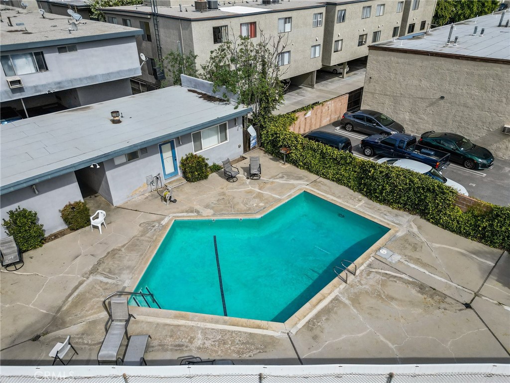 21000 Bryant Street 10