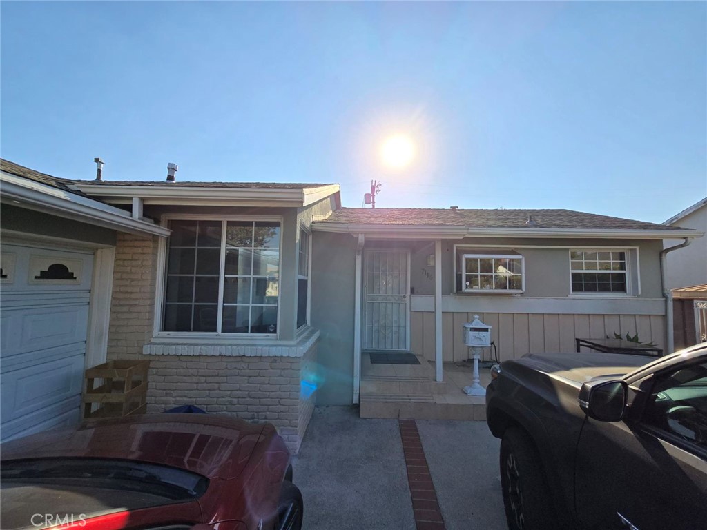 7119 Varna Avenue