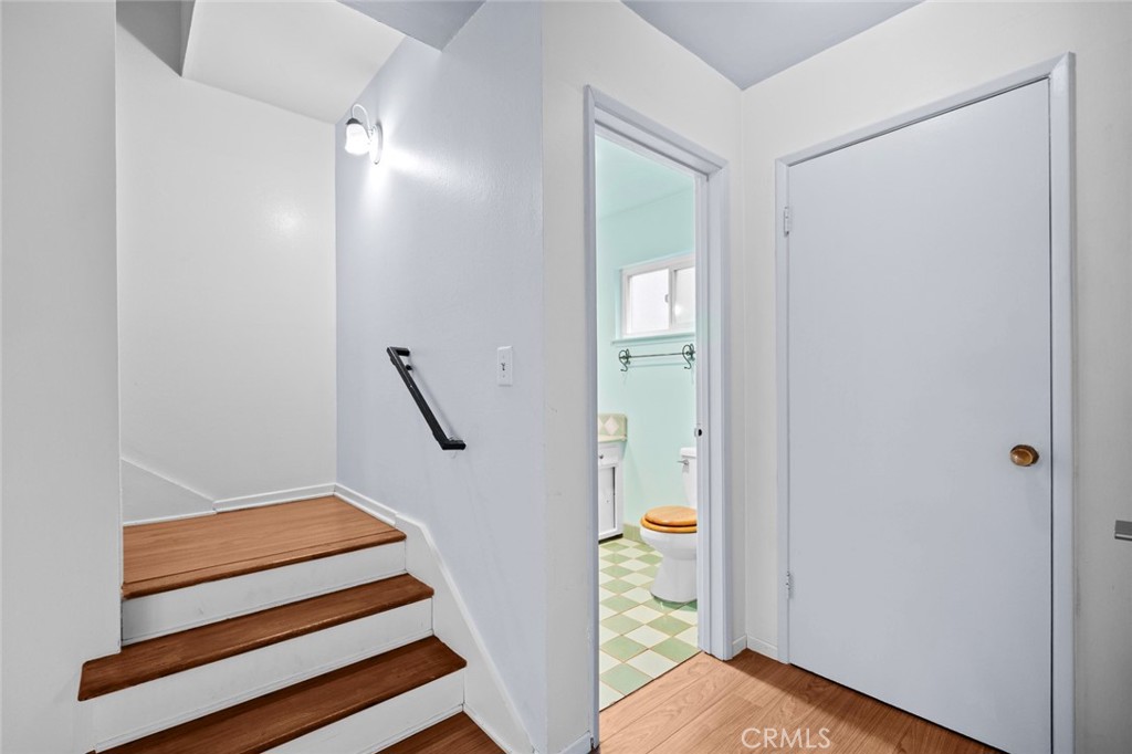 11138 Aqua Vista Street 22