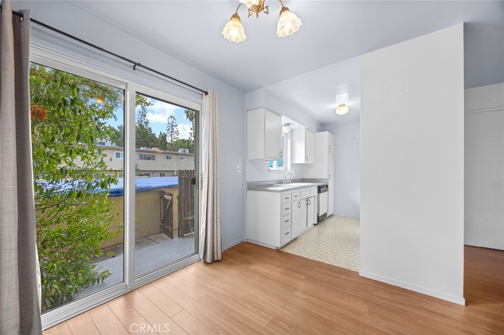 11138 Aqua Vista Street 22