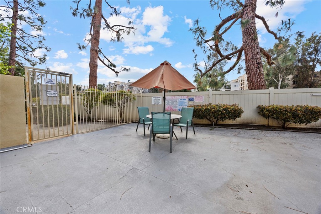 11138 Aqua Vista Street 22