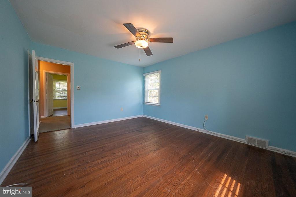 9 W Golf Club Ln