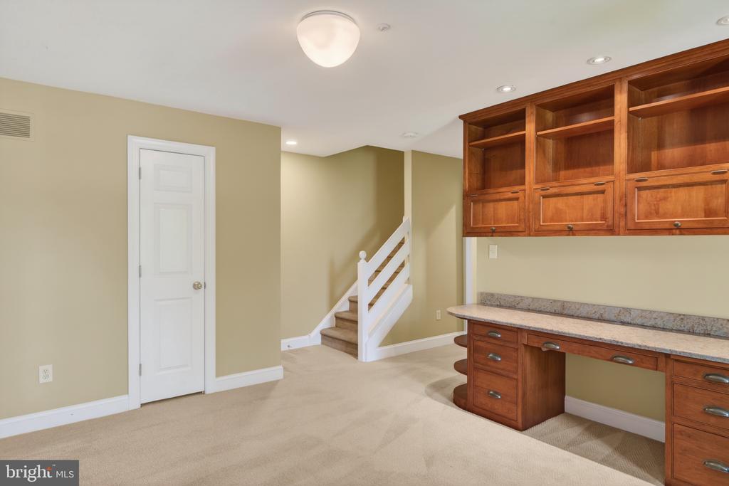 11 HARRISON DRIVE LOT 18