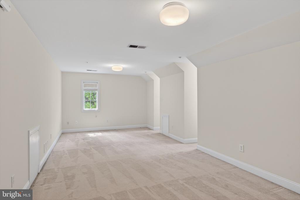 11 HARRISON DRIVE LOT 18