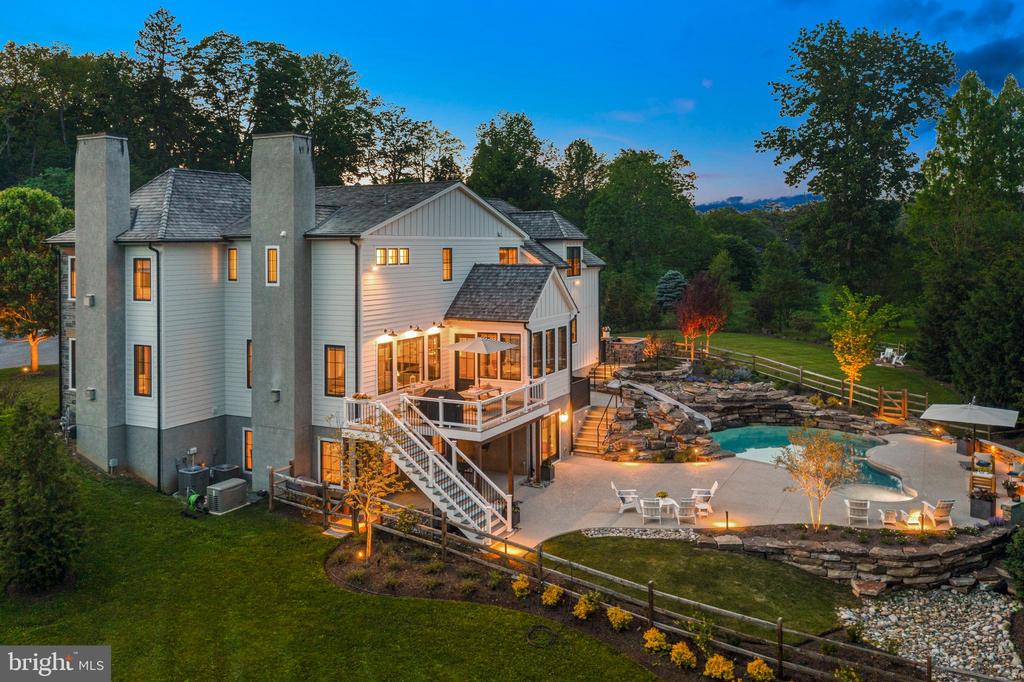 112 DOVECOTE LANE