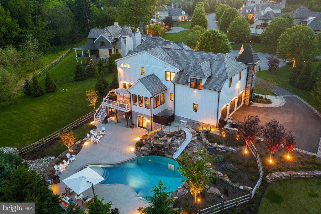 112 DOVECOTE LANE